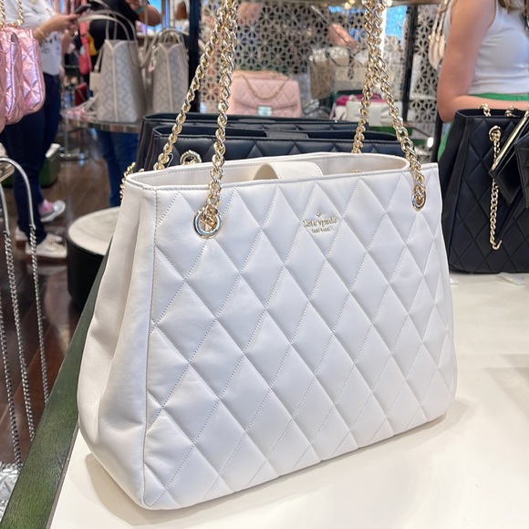 Kate Spade Carey Tote 
COLOR:
Parchment
NWT - Picture 2 of 16
